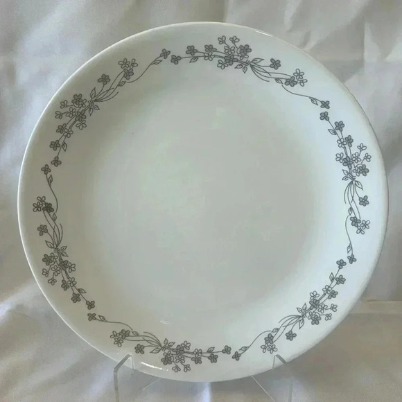 Corelle Other - Vintage Corelle Ribbon Bouquet Dinner Plate